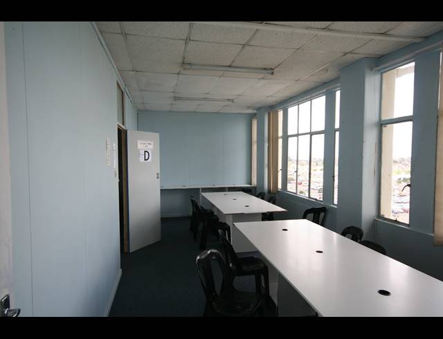 224M² OFFICE TO LET IN BELLVILLE CENTRAL